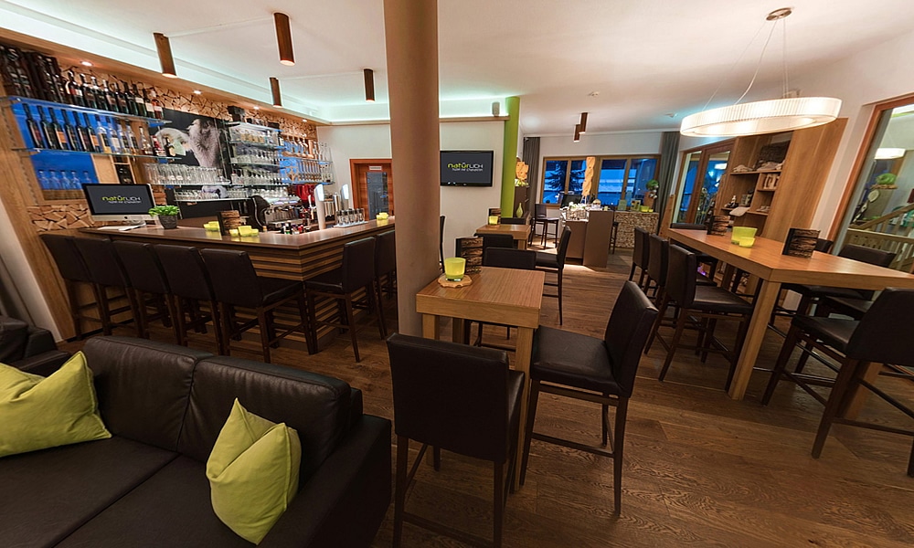 Ausstattung - Bar/Lounge - Hotel Natürlich in Fiss, Tirol