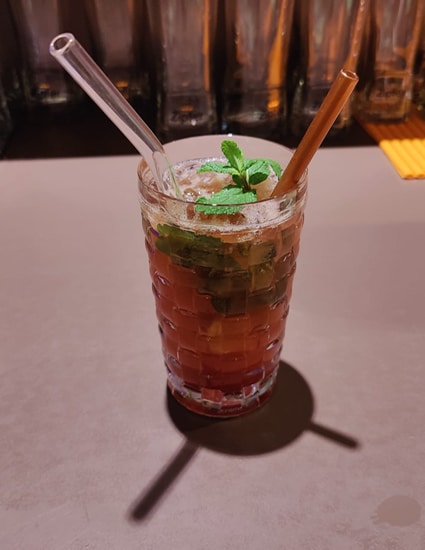 Erdbeer_Mojito-Cocktail im Natürlich. Hotel mit Charakter in Tirol - Österreich